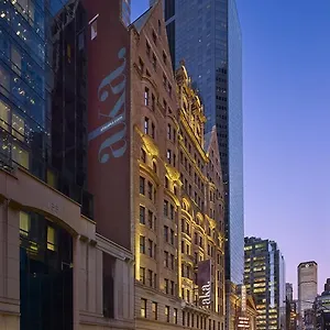Aka Times Square **** New York
